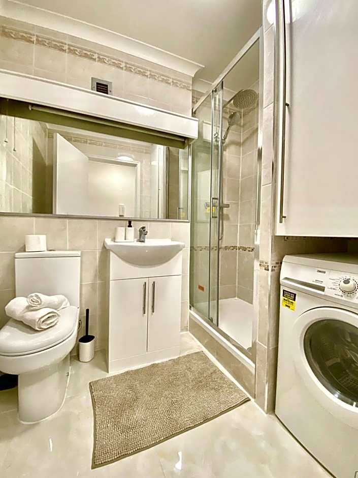 Apt - Balcony- Kensington-24 7 security