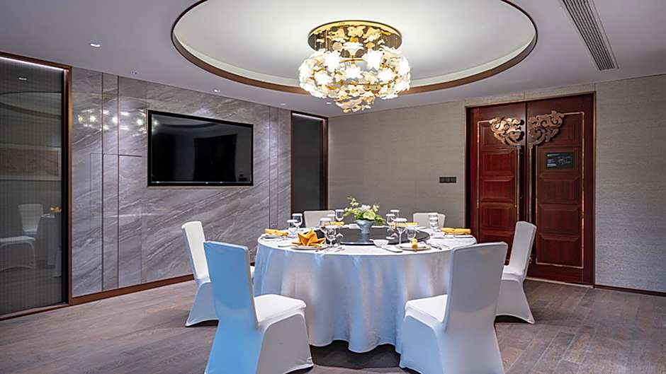 Wyndham Grand Plaza Royale Ningbo