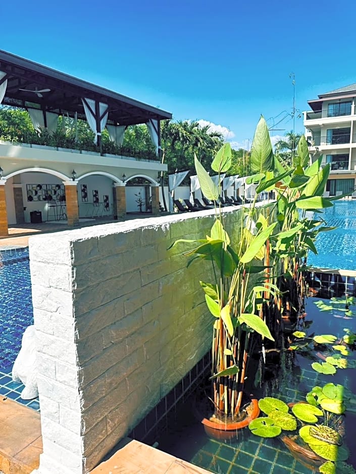 Ocean Pie Phuket - Adult Only