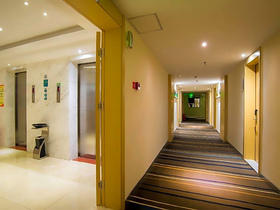 City Comfort Inn Hechi Dahua Jiangbin