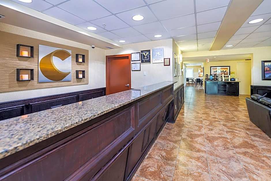Comfort Inn & Suites