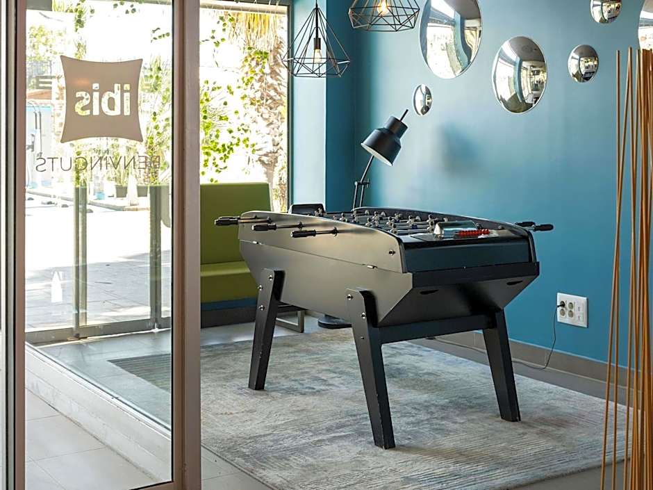 ibis Valencia Bonaire Airport Hotel