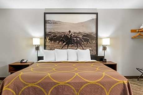 One-Bedroom Suite - Non-Smoking