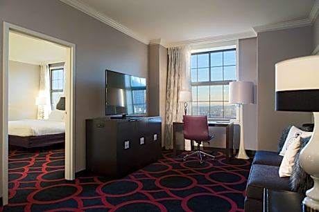 1 Bedroom Executive Suite, 1 King