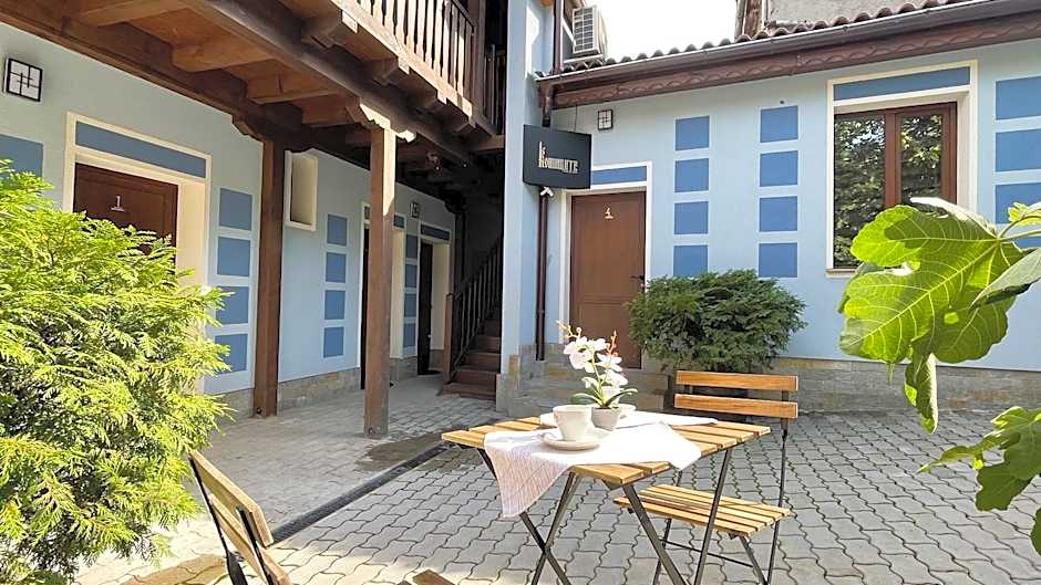 Апартхотел Конниците