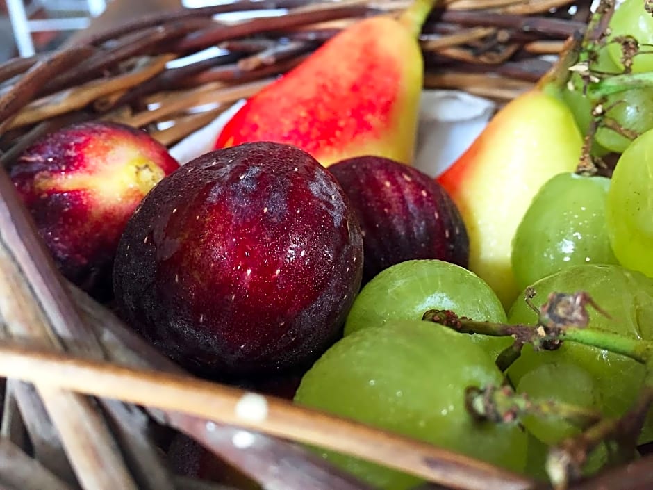 Agorà Suites & Apartments