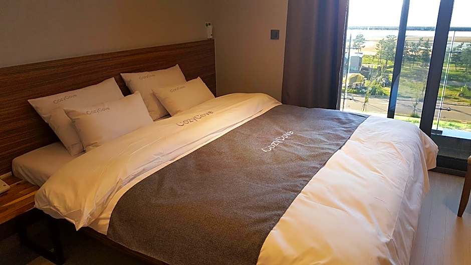 CozyCove Boutique Hotel