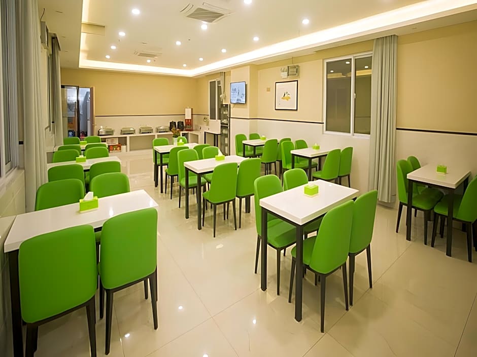 Vatica Suzhou Xiaoxian  Longhu Road Hotel