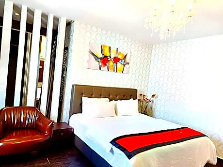 Premium King Room