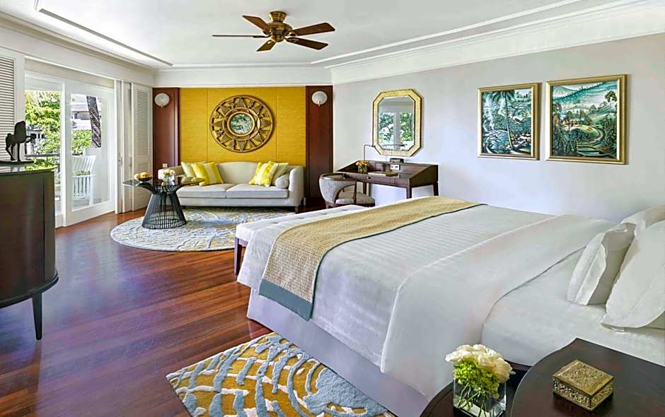 Mezzanine 1 King Bed, Balcony — 1 fotoğraftan 1. fotoğraf