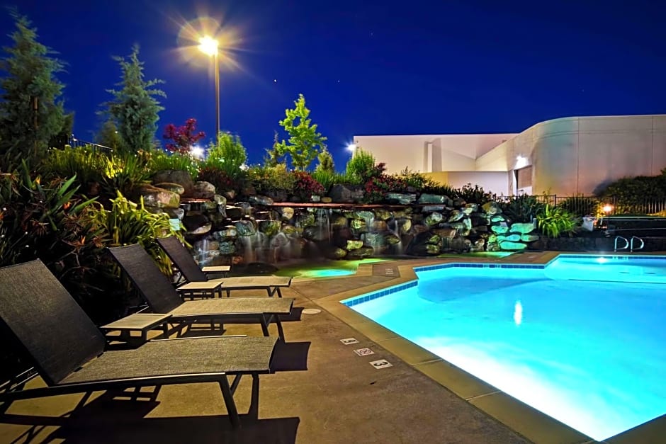 DoubleTree By Hilton Hotel Pleasanton At The Club