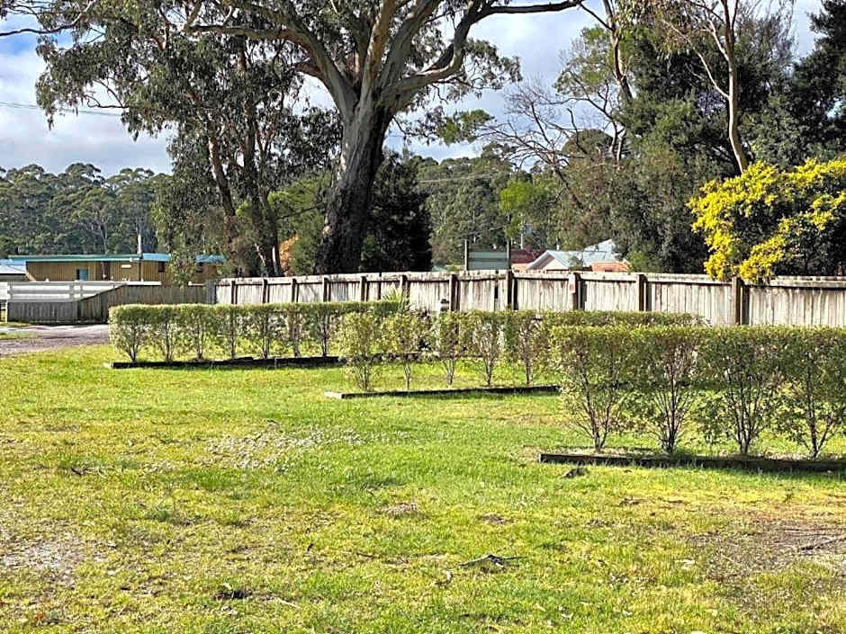 Strahan Beach Tourist Park