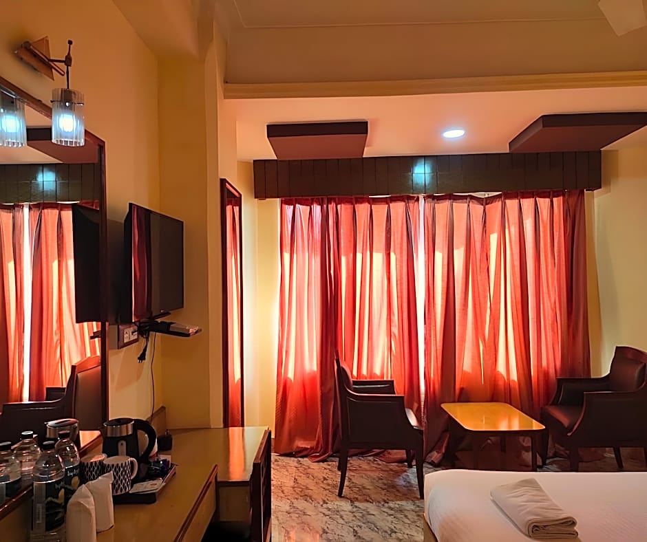 Hotel Ambarish Grand Residency