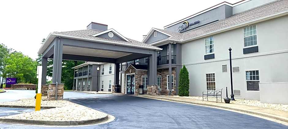 Sleep Inn & Suites