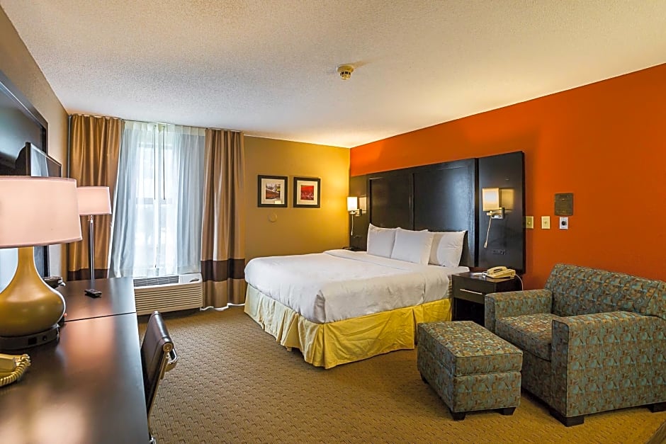 Clarion Inn & Suites