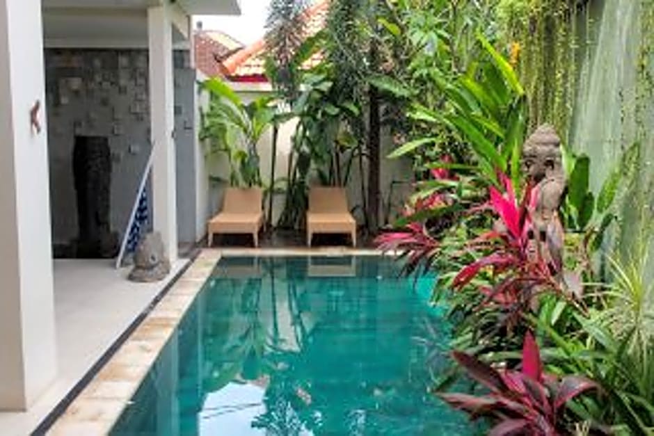 LAROSE VILLA