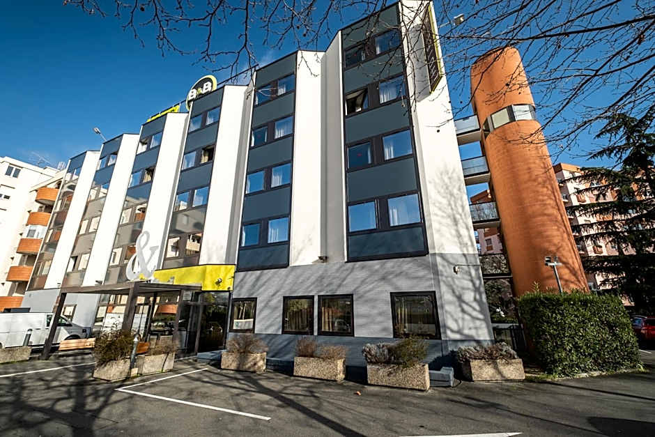 B&B HOTEL Toulouse Centre Canal du Midi