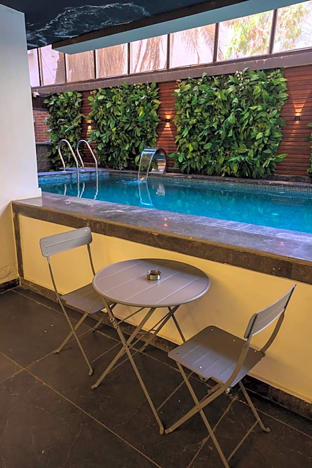 Onyx Pyramids Boutique Hotel