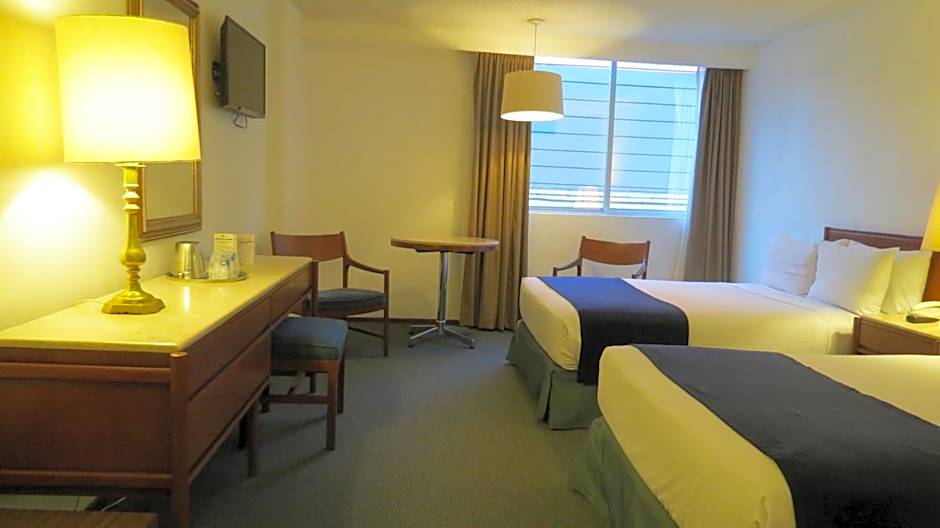 Hotel Bristol