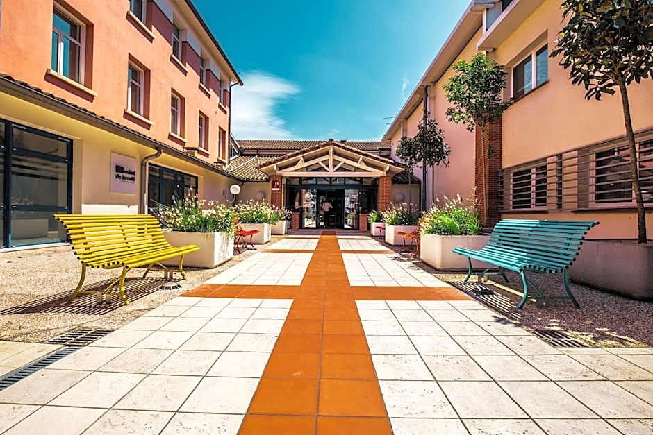 Sporting House Hotel