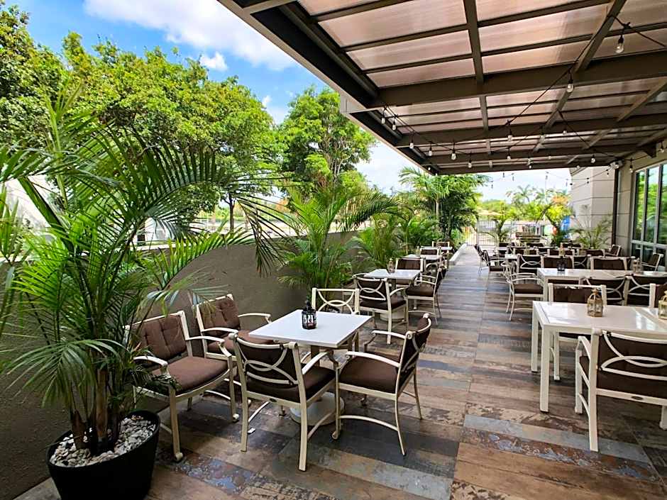 Wingate by Wyndham Miami Airport