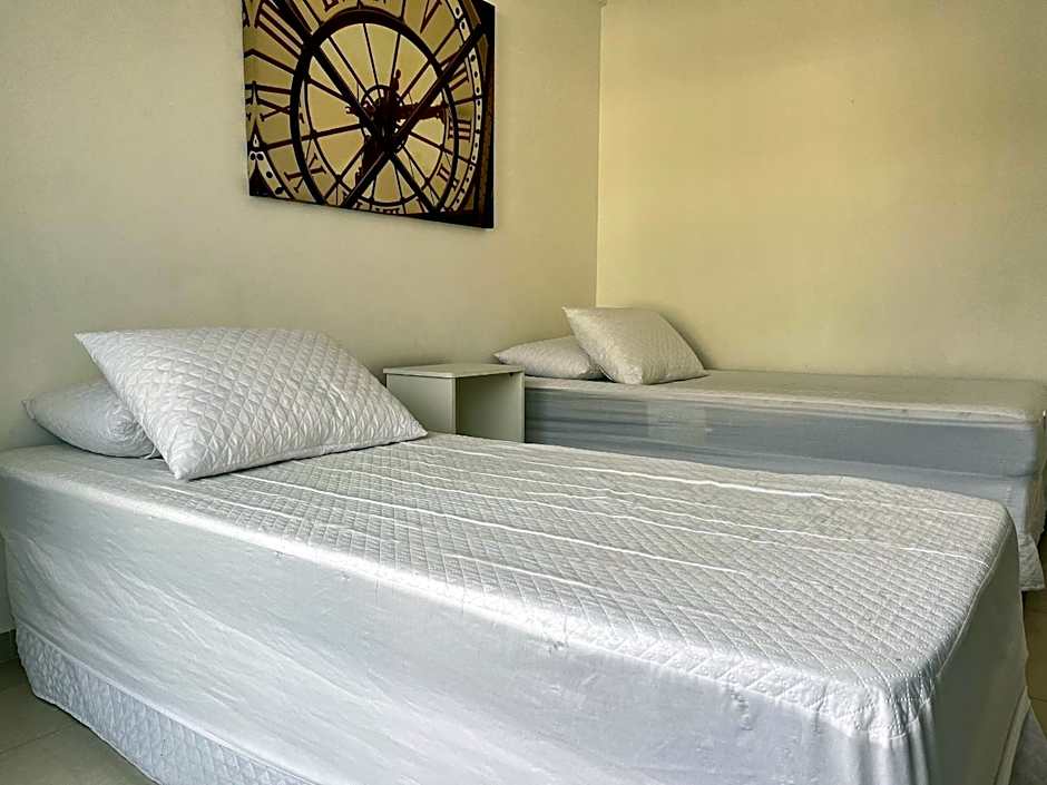 B119 - Apto para 06 pessoas perto do mar em Bombas