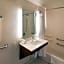 Holiday Inn Express & Suites - Worthington by IHG
