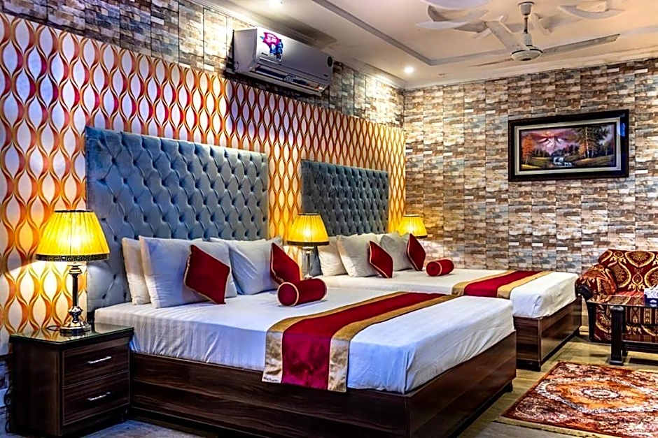 Rose Palace Hotel