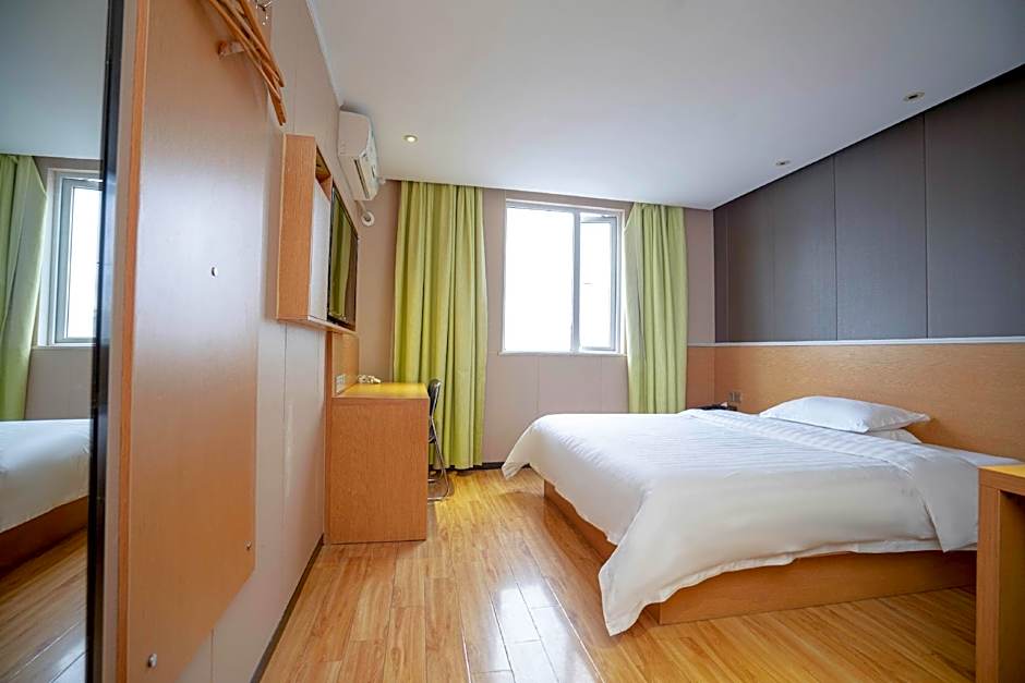 7 Days Inn Yunfu Luoding Central
