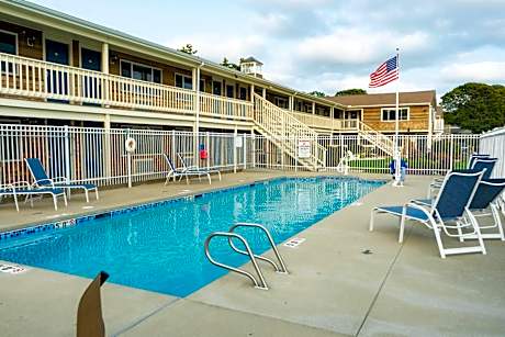 InnSeason Resorts HarborWalk