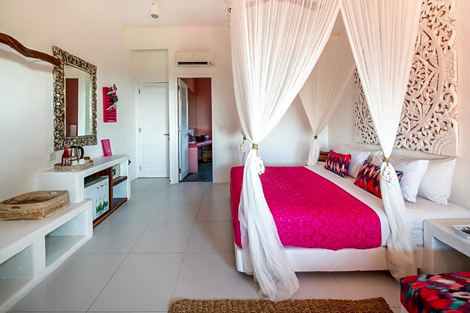 Pinkcoco Bali Hotel - Adults Only