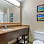 Comfort Inn & Suites Mitchell I-90