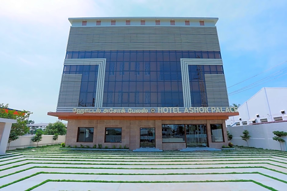 Hotel Ashok Palace
