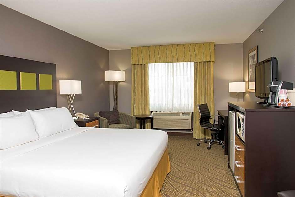 Holiday Inn Express Hotel & Suites Danville By IHG