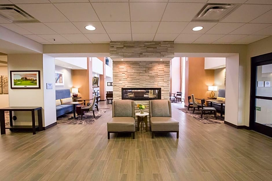 Hampton Inn By Hilton & Suites Pittsburgh/Harmarville