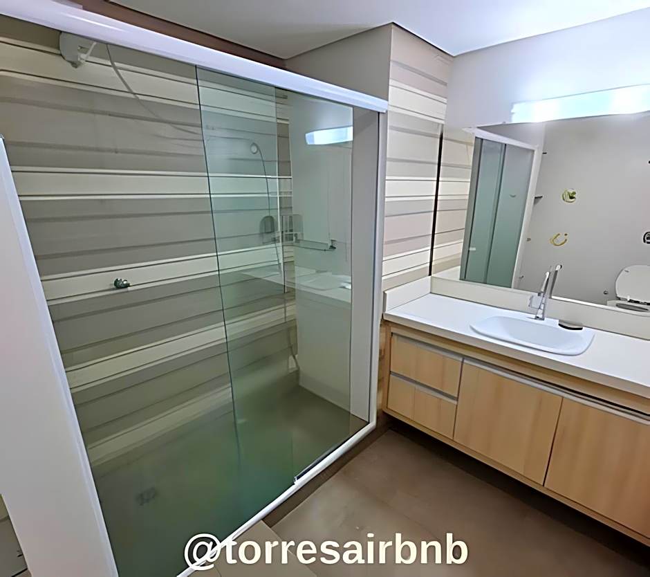 Cobertura duplex a memos de 300mts do mar | Quatro Praças