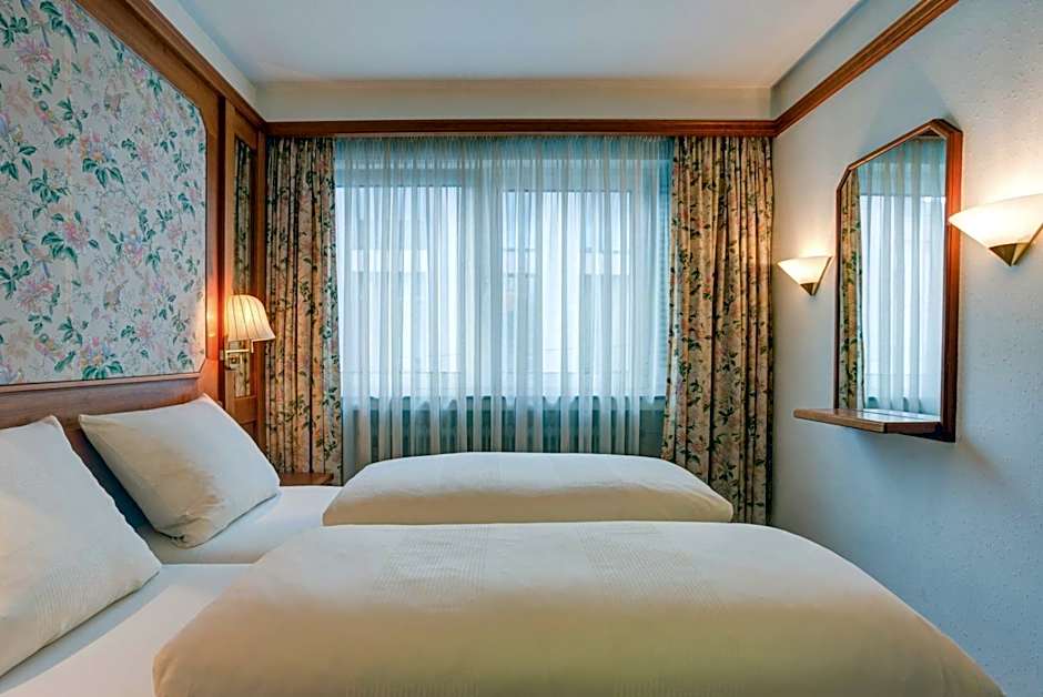 Centro Hotel Stern, Trademark Collection by Wyndham