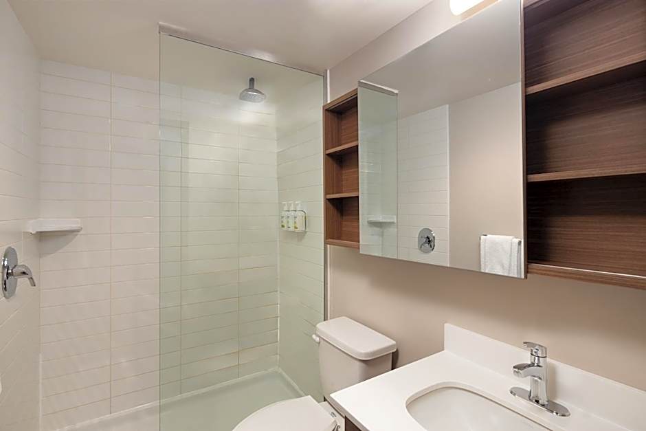 Microtel Inn & Suites By Wyndham Kirkland Lake