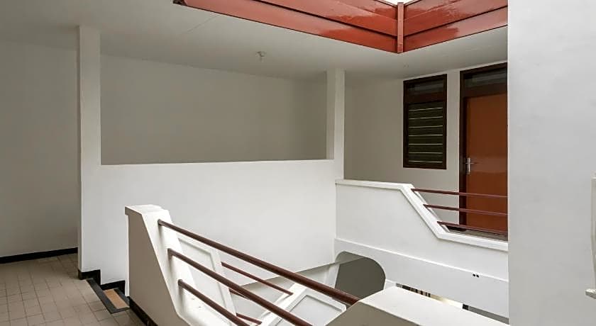 RedDoorz near Universitas Widyagama Malang