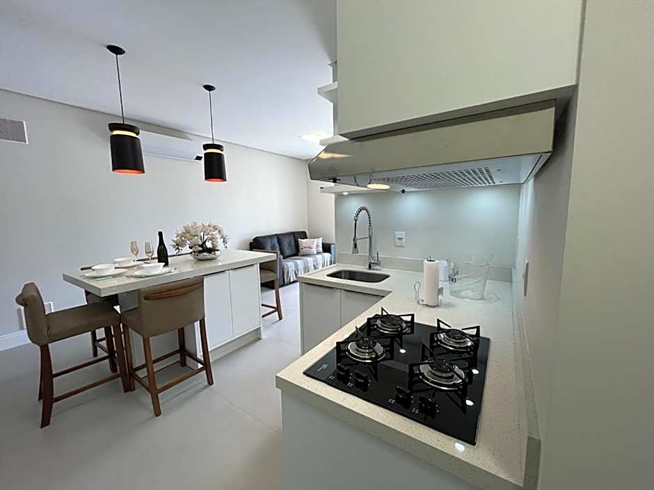 Cód 90 · Apartamento a poucos passo do mar