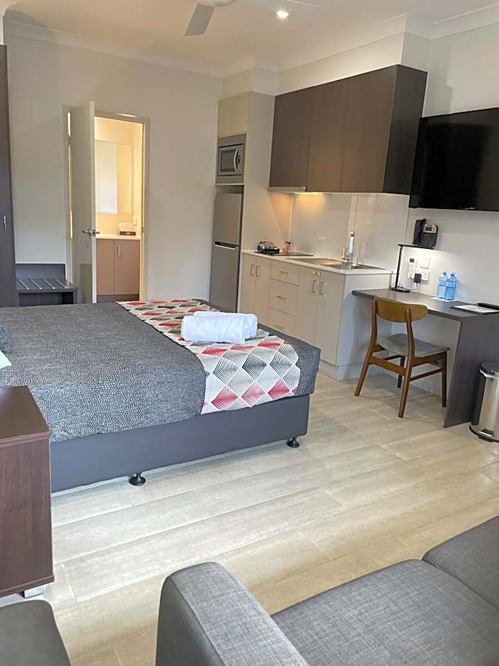 Northpoint Motel Apartments