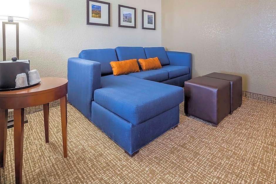 Comfort Suites El Paso Airport