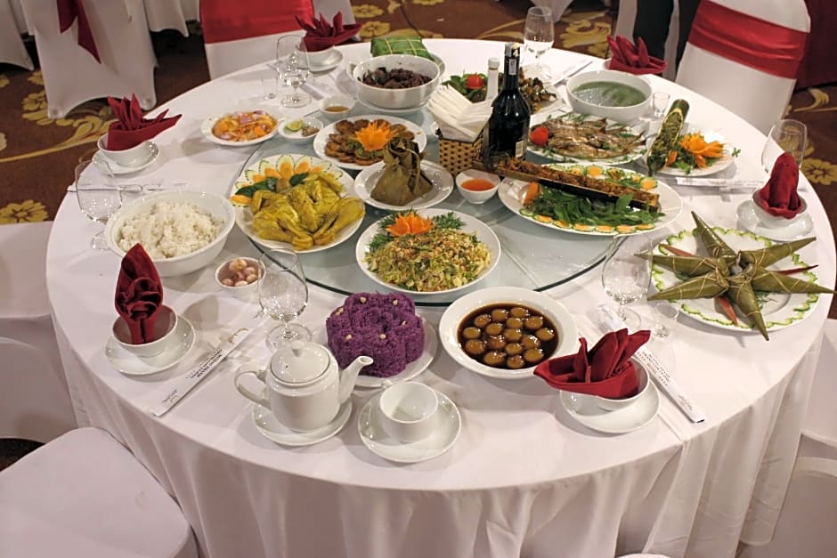 Muong Thanh Con Cuong Hotel