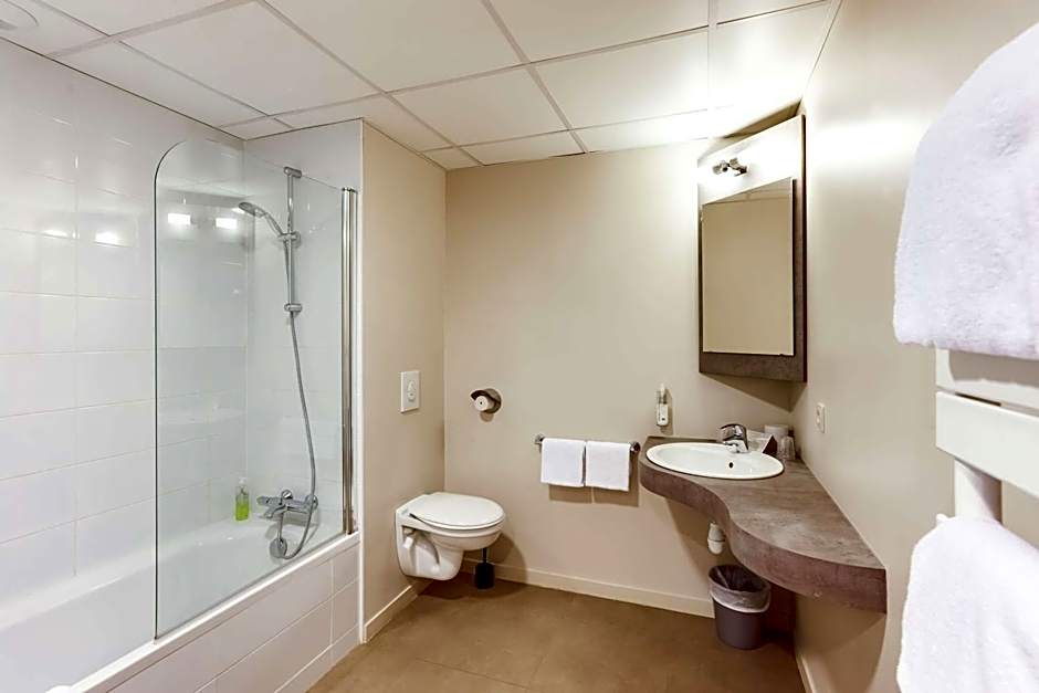 Brit Hotel Le Galion & Spa