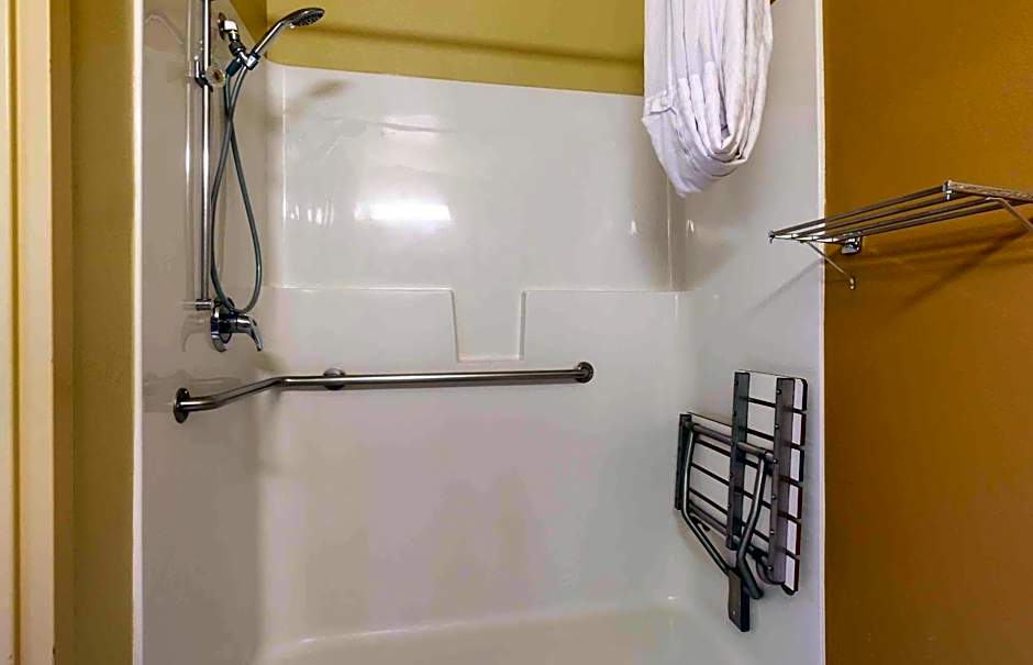 Extended Stay America Suites - Seattle - Lynnwood