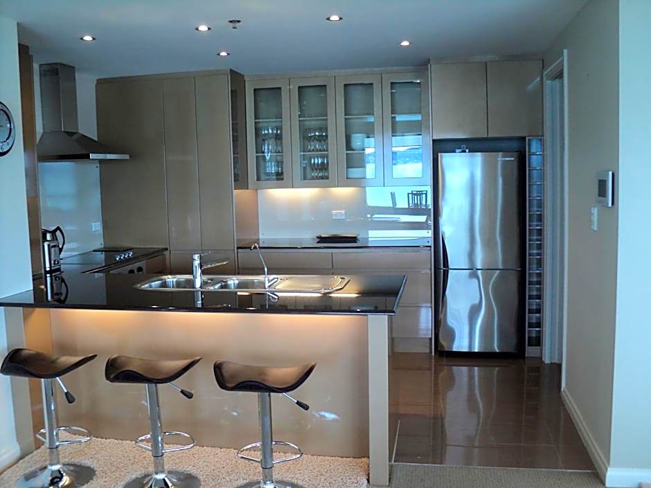 Edgewater Palms Apartments