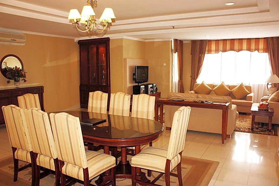 Travellers Suites Serviced Apartments
