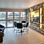 La Quinta Inn & Suites by Wyndham Seattle Sea-Tac Airport