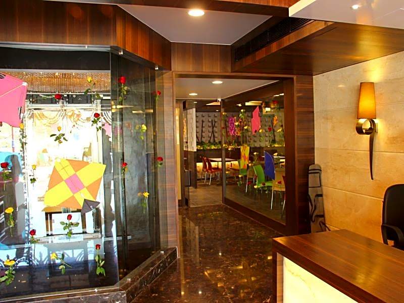 Kells Hotel and Restaurant