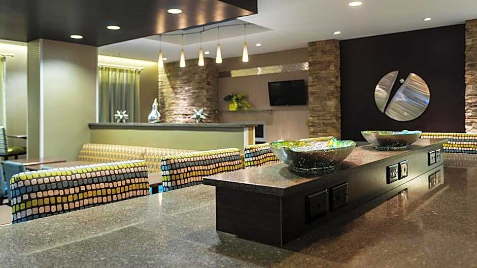 Holiday Inn Express & Suites Midland South I-20 By IHG
